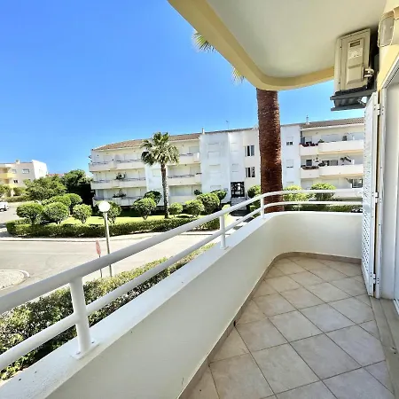 Amazing 1 Bedroom Near Marina